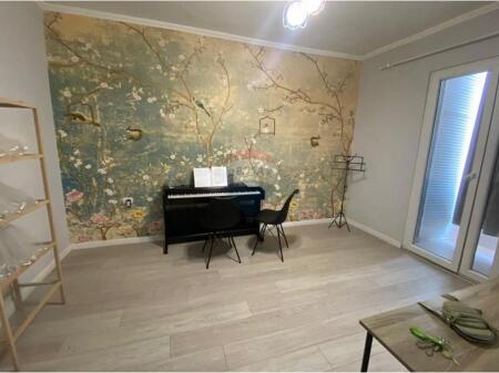 Apartment for Rent at 21 Dhjetori.