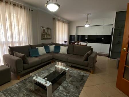 Apartament 1+1 me qira – Stadiumi Air Albania