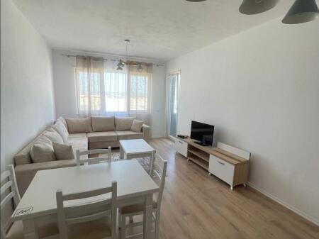 Apartament me qera