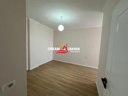 Appartamento 1+1 in vendita in via Kavaja, vicino al centro Globe (ID 41111109)
