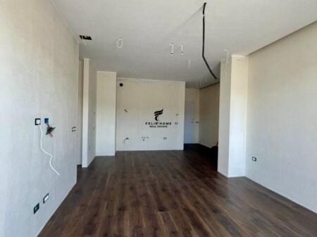 APARTAMENT ME QERA 2+1 KOMUNA E PARISIT 1000 EURO