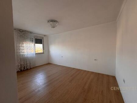 Yzberish, apartament per qira 1+1