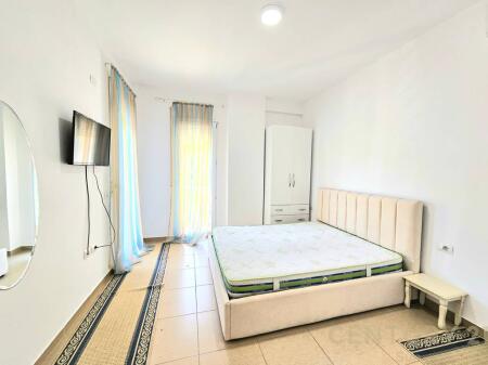 APARTAMENT 1+1 PER QIRA NE PAZARIN E RI