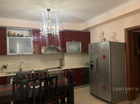 Astir, affittasi appartamento 2+1