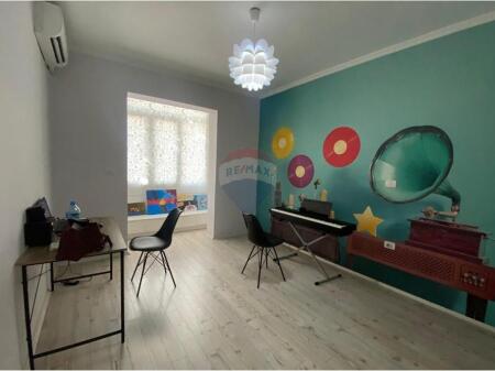 Jepet Apartament me Qira te 21 Dhjetori