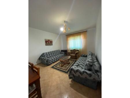 Qera, Apartament 1+1, ish Parku i Autobusave, Tiranë