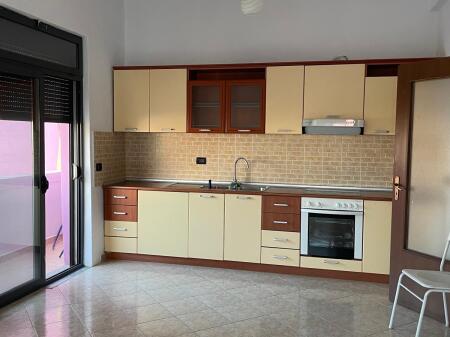 Apartment 1+1 for rent at 21 Dhjetori.