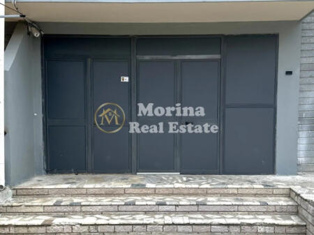 Affitto, Magazzino, Via Besa, 350 euro/mese
