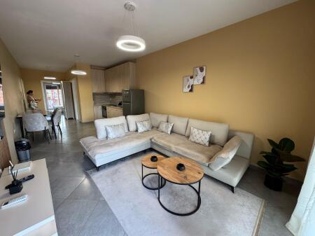 Affitto appartamento 1+1, Complesso Panorama, Stazione ferroviaria 600 euro