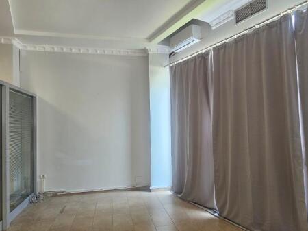 Office for Rent at Ambasador 3