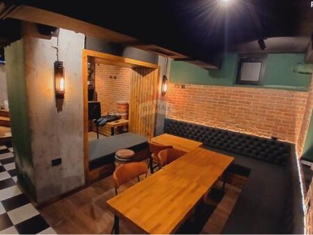 Shitet Ambient Bar-Kafe ne Bllok