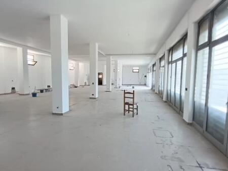 Commercial space for rent Siri kodra