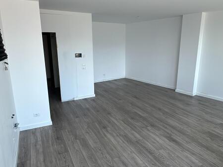 APARTAMENT 2+1+2 ME QIRA, TEK LAKE VIEW