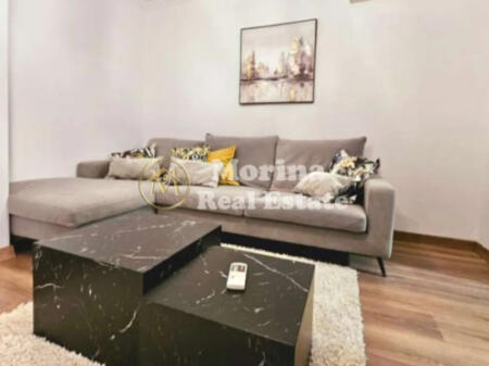 Affitto, Ingresso Privato 2+1+Cortile+Posto Auto, Via Jeronim De Rada, 800 Euro/Mese