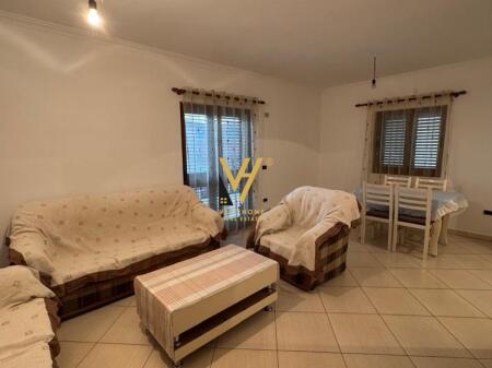 JEPET APARTAMENT 2+1+2BLK ME QERA NE SAUK TE VJETER 40.000 LEKE
