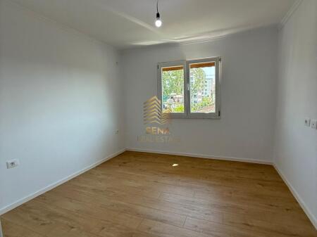In vendita, Appartamento 2+1+balcone, Ali Demi, 122.000 Euro