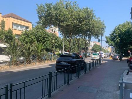 SHOP FOR RENT AT VASIL SHANTO 900 €