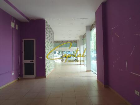 DYQAN ME QERA 60 M2 YZBERISHT 40.000 LEKE