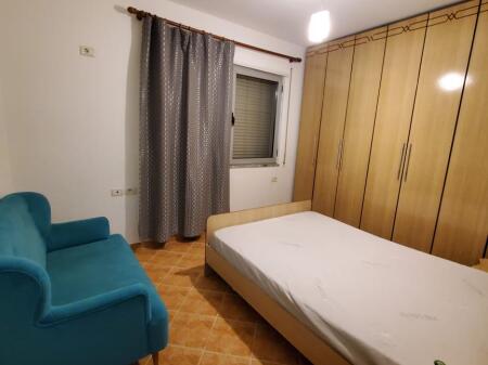Affittasi Appartamento 2+1+1 Balcone