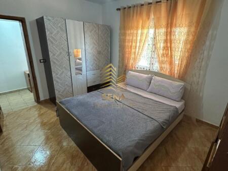Affitto, Ingresso privato, 1+1 Shkozë, 250 Euro/mese
