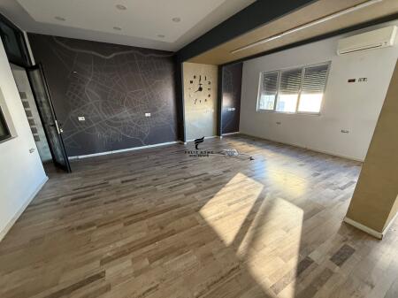 OFFICE FOR RENT 120 M2 WILLSON SQUARE 1400 EURO