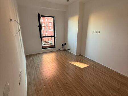 VENDESI APPARTAMENTO 2+1 GARDEN BUILDING 320.000 EURO