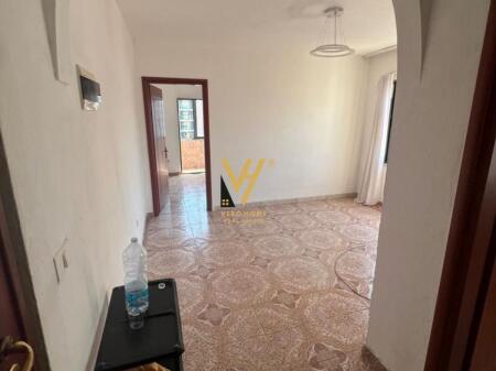 APPARTAMENTO 1+1+BLK IN AFFITTO AL PALAZZO CON FRECCIA 350 EURO