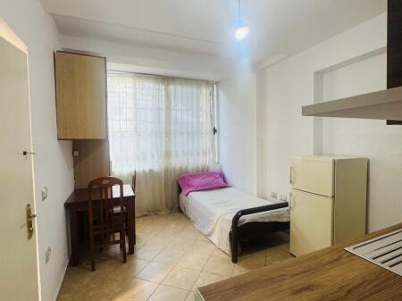 Monolocale in affitto, 21 Dhjetori