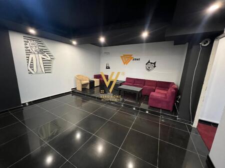 JEPET AMBIENT BIZNESI 150 M2 ME QERA 5 MAJI 800 EURO