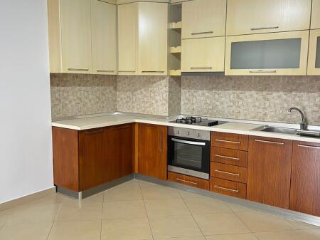 For rent 2+1 MISTO MAME PALLATET CABEJ