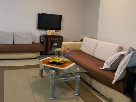 APARTMENT FOR SALE 95.5 M2+60M2 VERANDA "TE UNAZA E RE" 193,000 EURO