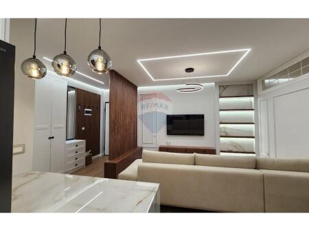 2+1 apartment for rent near Pazari i Ri in the center
