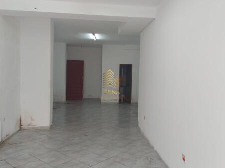 Qira, Ambient Biznesi, Rruga e Barrikadave, 400 Euro/Muaj