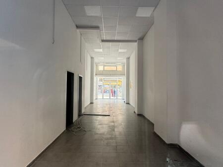 Business premises for rent at Cam Market.