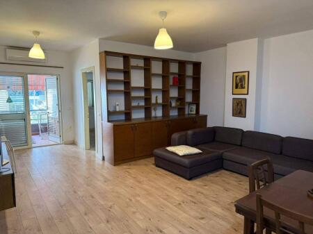 1+1 apartment for rent in Yzberisht.