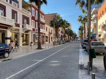 For sale Two villas next to each other on the main boulevard