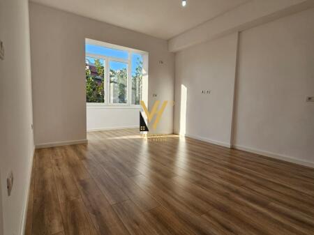 VENDESI APPARTAMENTO 1+1 IN VIA KAVAJES 137.000 EURO