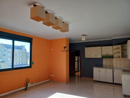 OFFICE FOR RENT 95 M2 BRRYLI 50,000 LEKE