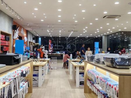 SHOP FOR RENT 110 M2 21 DECEMBER 800 EURO