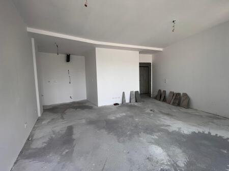 Appartamento in vendita 2+1+2 bagni +Garage, "Lake View Residence" Tirana.