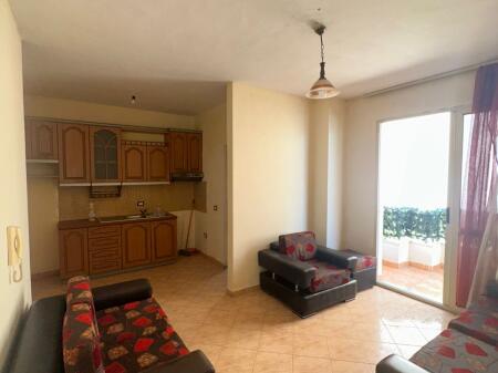 SHITET APARTAMENT 1+1+BALLKON TE HOTEL ADRIATIK PLAZH DURRES