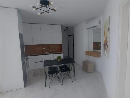 JEPET ME QERA APARTAMENT 1+1 500 EURO GRAND GALERI YZBERISHT