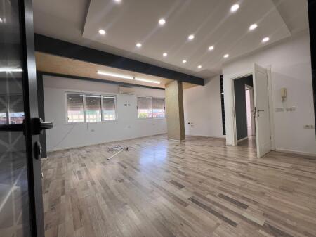 📍Apartment for office rent, 2+1 - Wilson Square  🔹 Area 110m  🔹 4th floor (with elevator),  🔹 Price 1400 euro