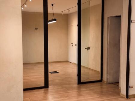Office space for rent in Bllok