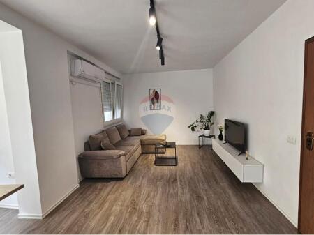1+1 apartment for rent near the New Bazaar!