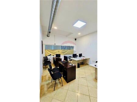 PREMISES FOR RENT AT THE BOTANICAL GARDEN !!