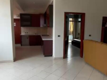 Affittasi casa 2+1+2, Ali Dem vicino al campo sportivo 450 Mila lek