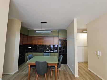 For rent, Apartment 2+1+2, Bulevardi I Ri, Tirana