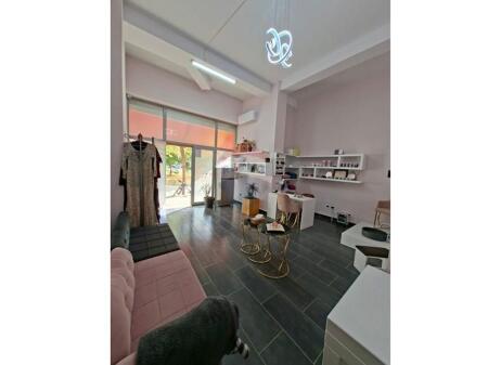 Shop for Sale in Astir !