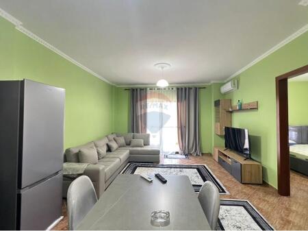 Apartment 2+1 for rent in Laprakë